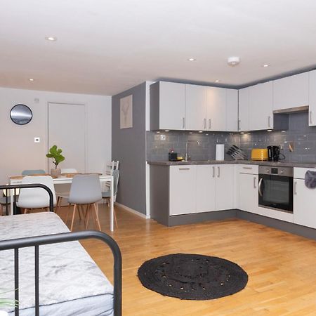 לונדון Cosy Ground Floor Apartment מראה חיצוני תמונה