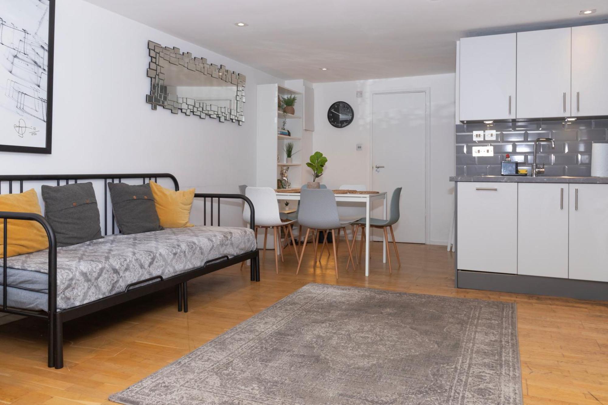לונדון Cosy Ground Floor Apartment מראה חיצוני תמונה